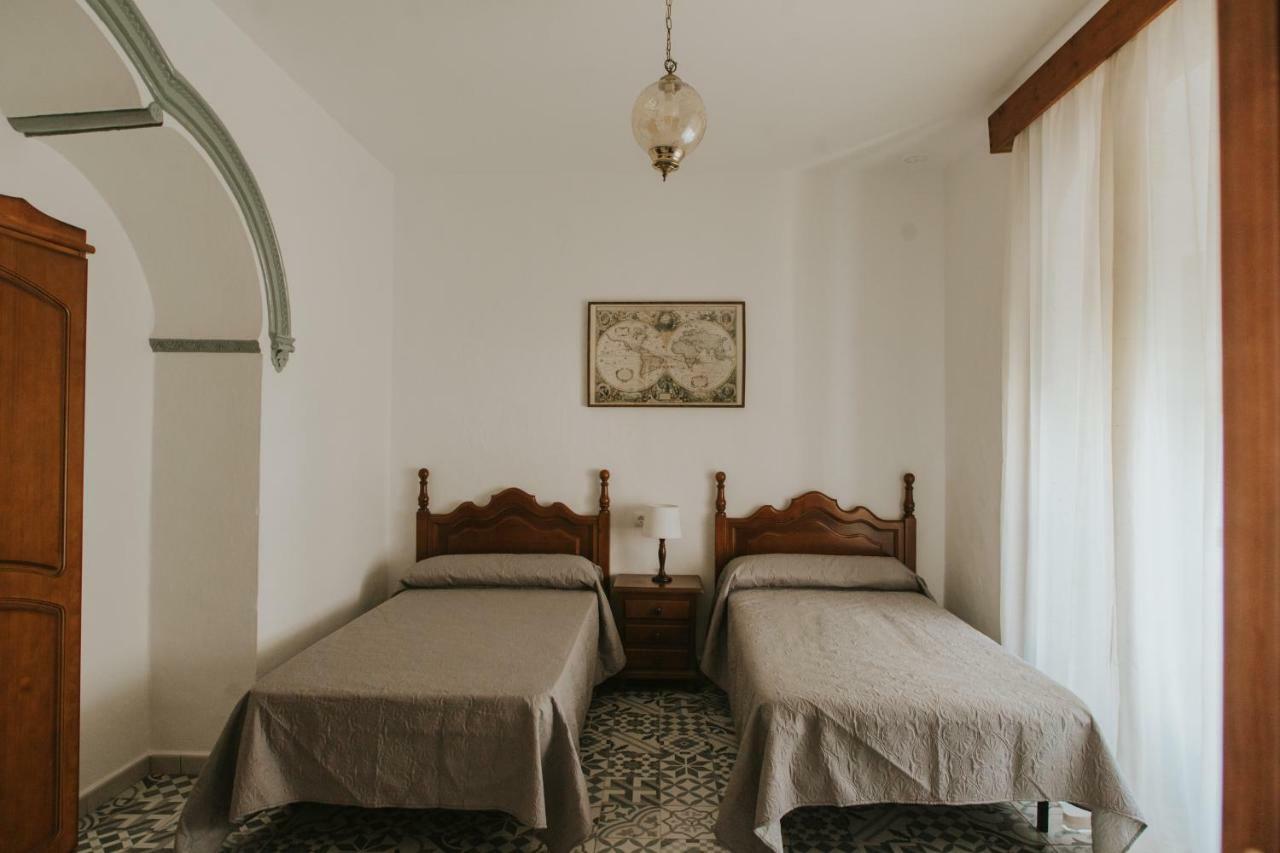 Вилла Casa Leal Ла-Пуэбла-де-лос-Инфантес Экстерьер фото